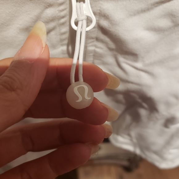 Lululemon running jacket - Picture 3 of 4